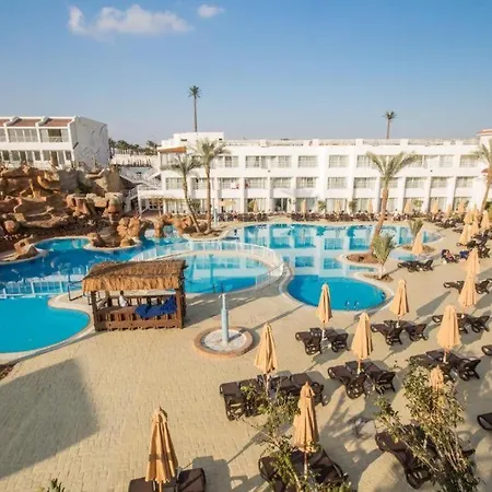 Swiss Heaven Sharming Inn Hotel-Couples & Families Only-3