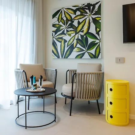 Hera Rooms And Suites-2