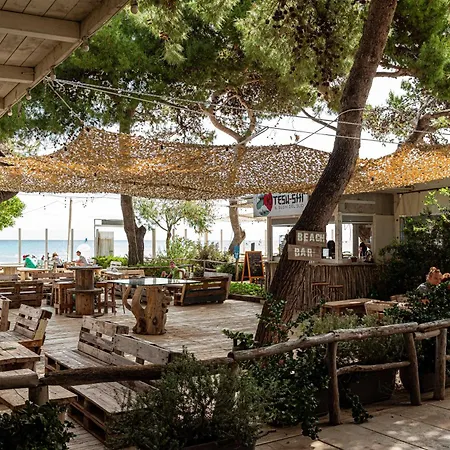 Villaggio Camping Spiaggia Lunga-2