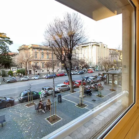 Roma Centro CDR Luxury Suites-3