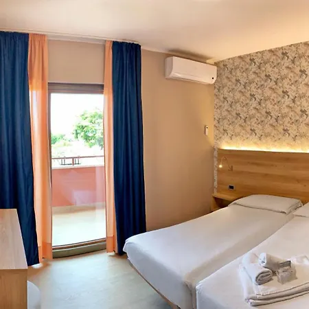 Hotel Alessandra-3