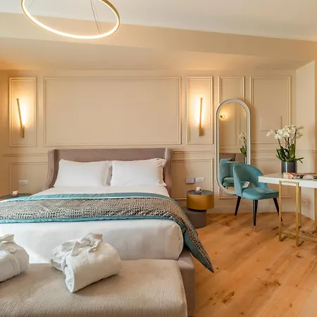 Trevi Imperial Suite 2-3