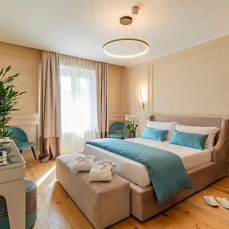 Trevi Imperial Suite 1-3