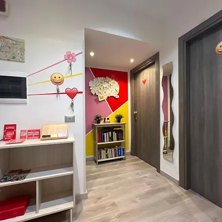 Whatshouse Roma-3