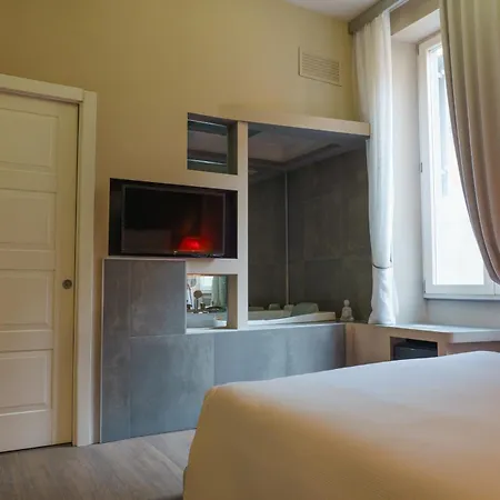 Corso Boutique Luxury Rooms-2