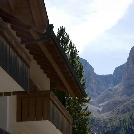 Pensione Sellablick-3