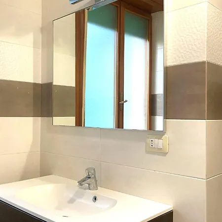 B&B Delfis-2