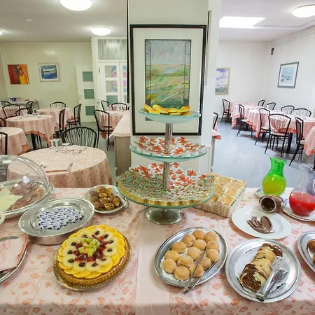 Hotel Azzurra-3