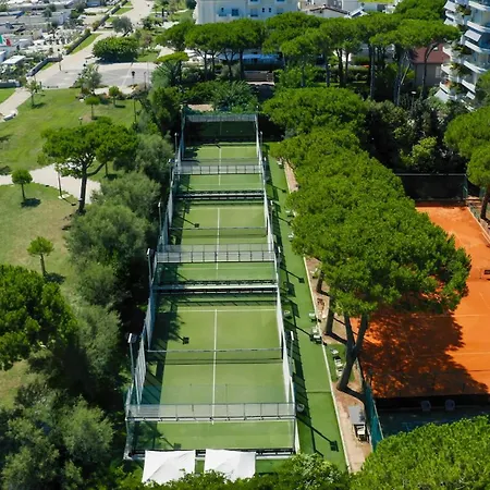 Villa Regina - MarePineta Resort-2
