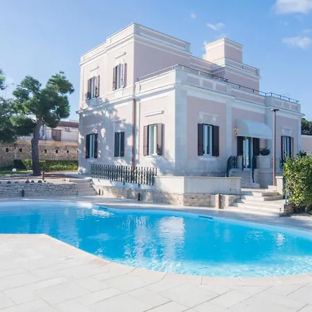 Villa Emy Boutique Bed & Breakfast-2