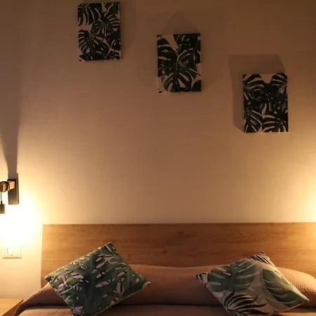 Le Palme Holiday Home-2
