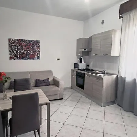AFFITTACAMERE VALCHIAVENNA - Foresteria Lombarda con PARCHEGGIO PRIVATO SUL POSTO! Apprezzata Gestione Familiare dal 2012, Qualità-Prezzo TOP! Guest-House with PRIVATE PARKING ON SITE! Appreciated Family Management since 2012, Quality-Price TOP!-3
