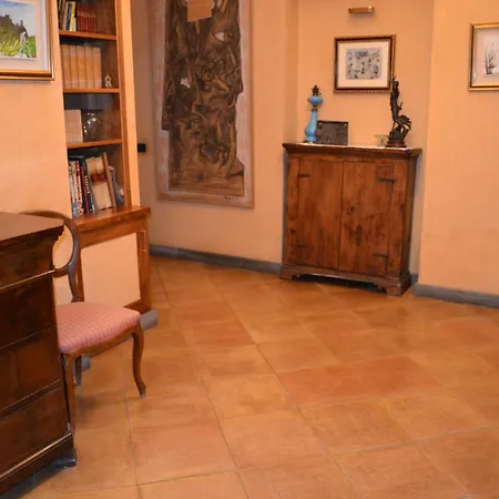 Casa Chiaia Suor Orsola-2