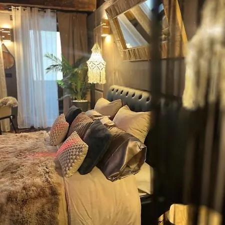 Chalet 44-2
