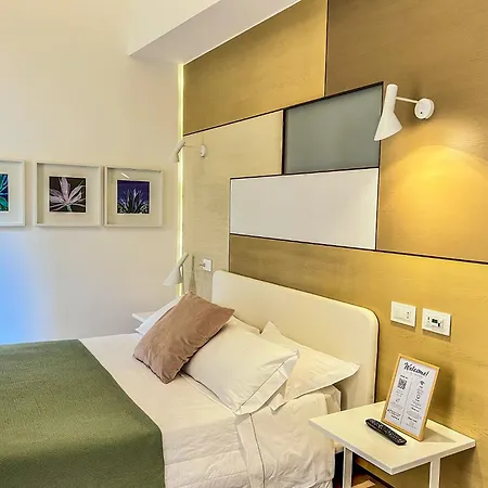 Santacroce Luxury Rooms-2