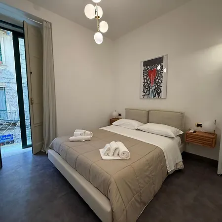 Holiday Guesthouse-2