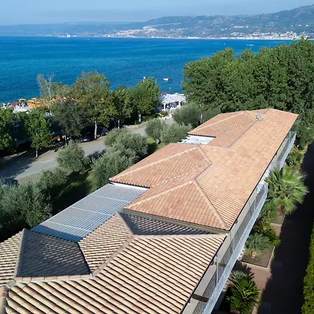 Hotel Baia Di Trainiti-3
