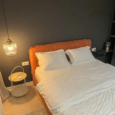 Warm Hotel Apartment-2