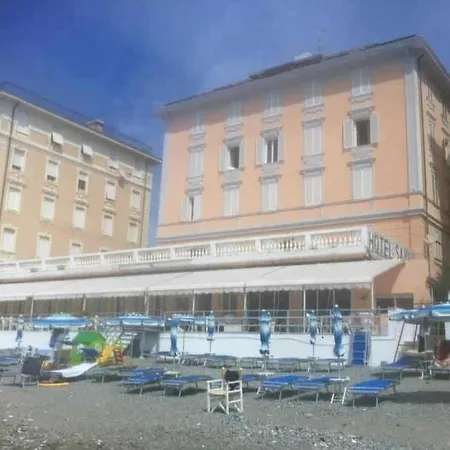 Hotel Savoy-3