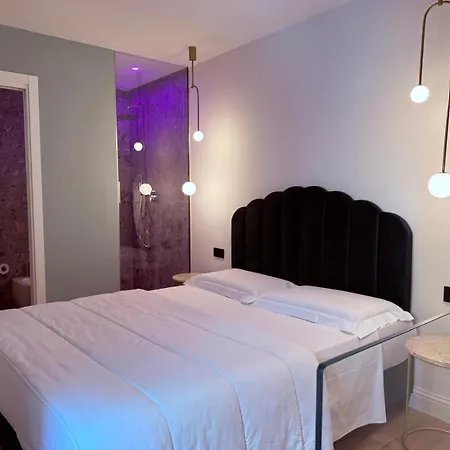 Krysos Luxury Rooms-2