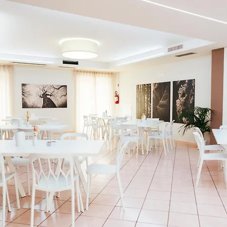 Easy Green Hotel-2