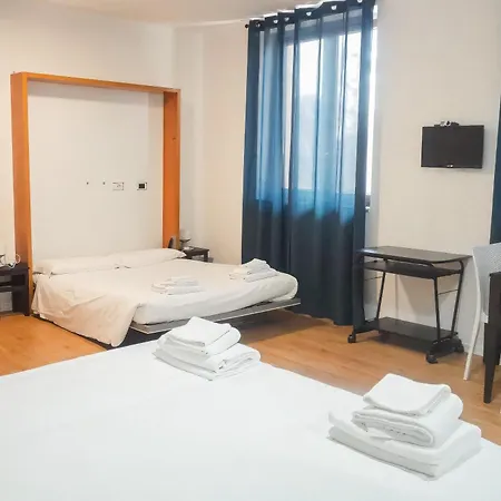 La Boheme Hotel e B&B-3