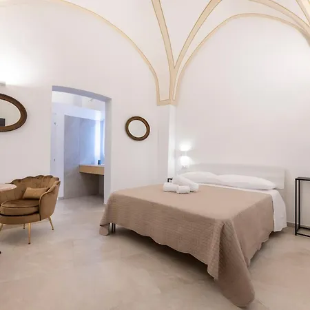 Acquaviva Apartments & Rooms-2
