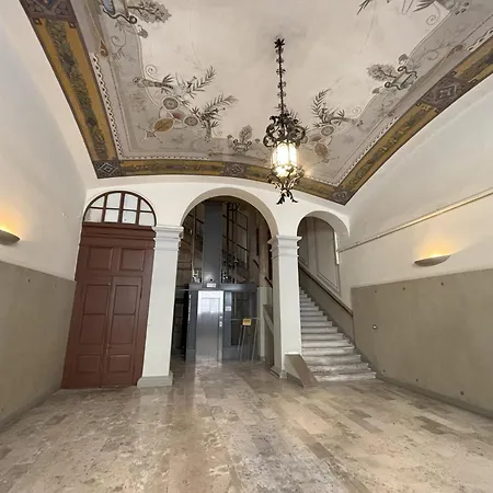 Le Vele Rooms - Trieste Reception-2
