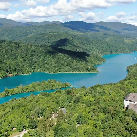 Hotel Jezero - Plitvice Lakes National Park-3