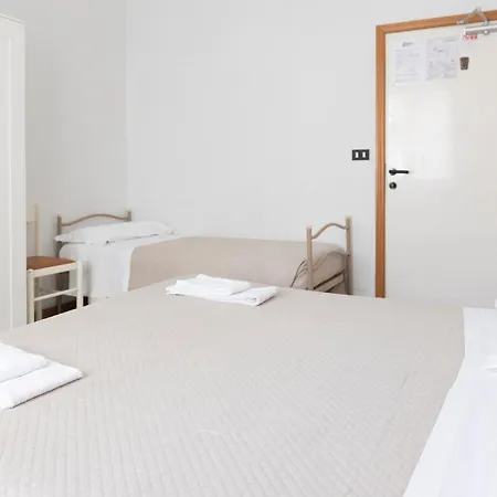 Hotel Laura-3