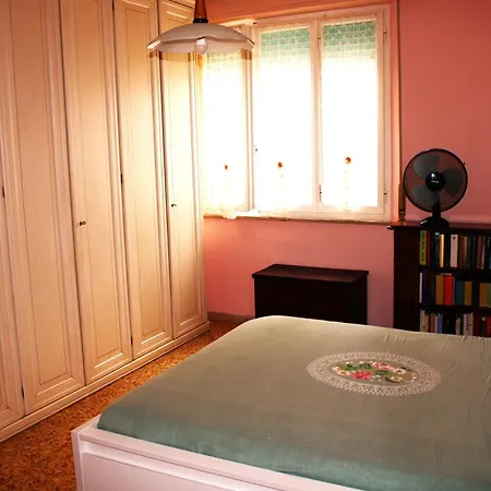 Affittacamere Room Rental Pisa-2