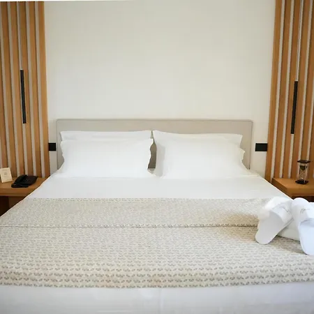 Plana Hotel-3