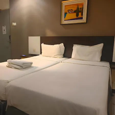 Leo Express Hotel-2