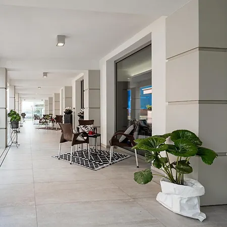 Bi Hotel-2