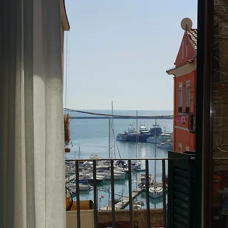 Ninina Boutique Suites-2