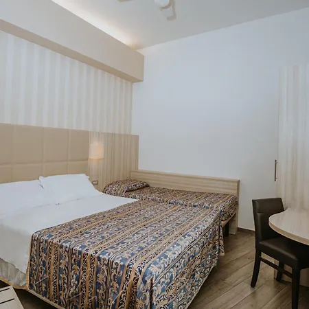 Hotel Gabriella-3