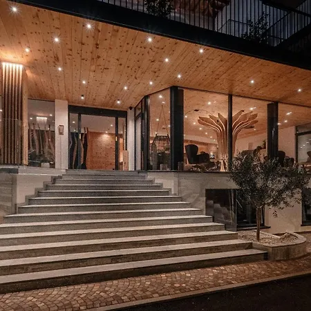 Sport&Wellness Hotel Cristallo-2