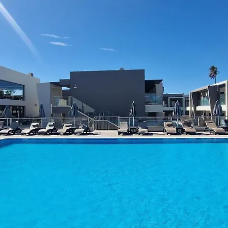 Cosmopolitan Hotel-3