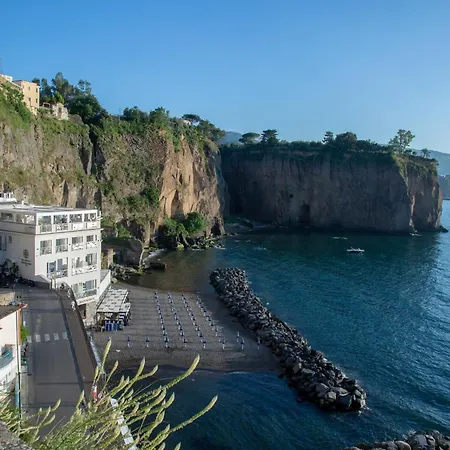 Hotel Giosue' a mare Sorrento-2