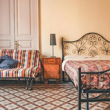 Casa Verdi - House of Travelers-3