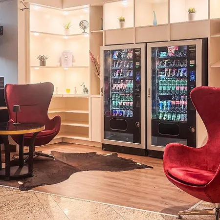 Plaza Premium Wien-3