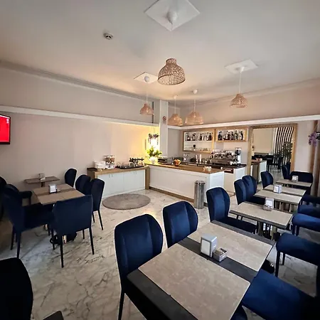 Hotel La Pace-3