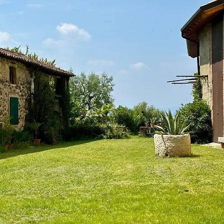 The Lake Suites - Luxury Suites In Lazise-3