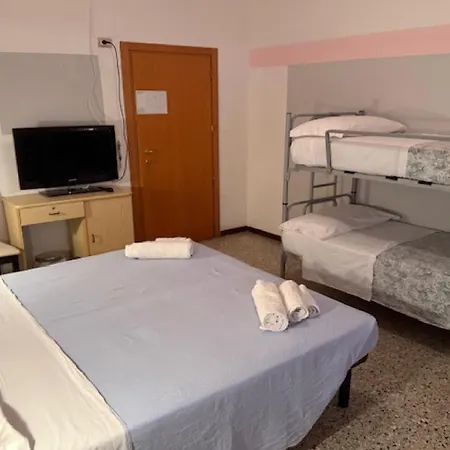 Hotel Nives Rimini-3