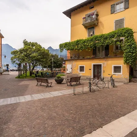 Garda Living Apartments Torbole-3