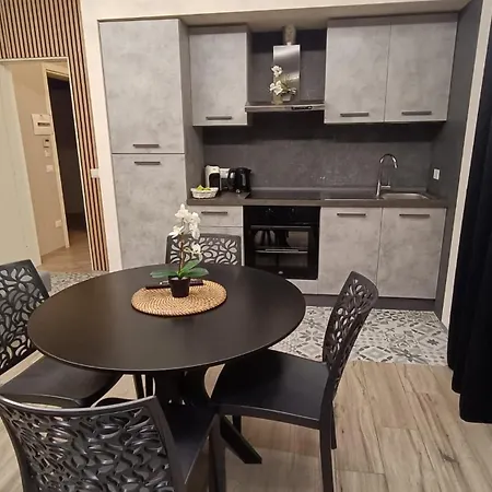 Th Luxury Rooms & Apartment-2