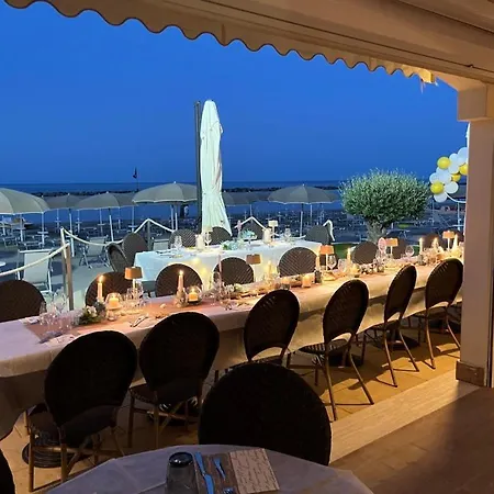 Hotel La Perla-2