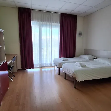 Hotel Lago Losetta-3