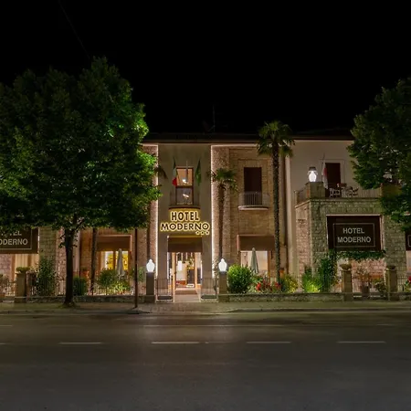 Hotel Moderno-3
