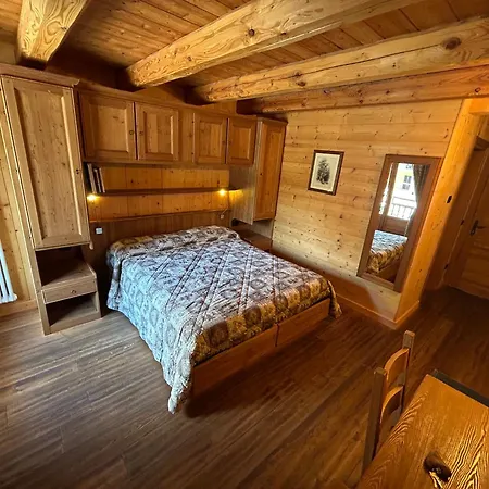HIBOU Chambres Affittacamere Cogne-2